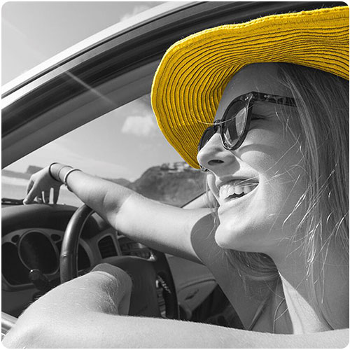 bw-woman-choose-hertz